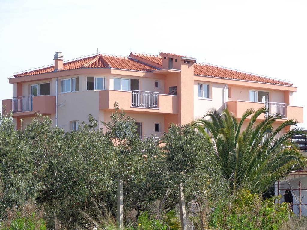 Villa Palas Apartments Rogoznica  Esterno foto