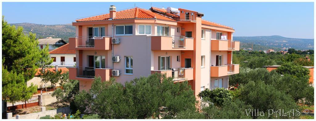 Villa Palas Apartments Rogoznica  Esterno foto